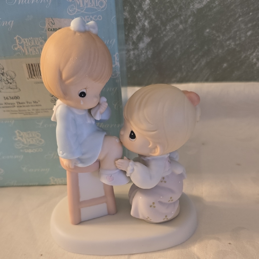 Enesco Precious Moments Figurine "You Are Always There For Me" 1995